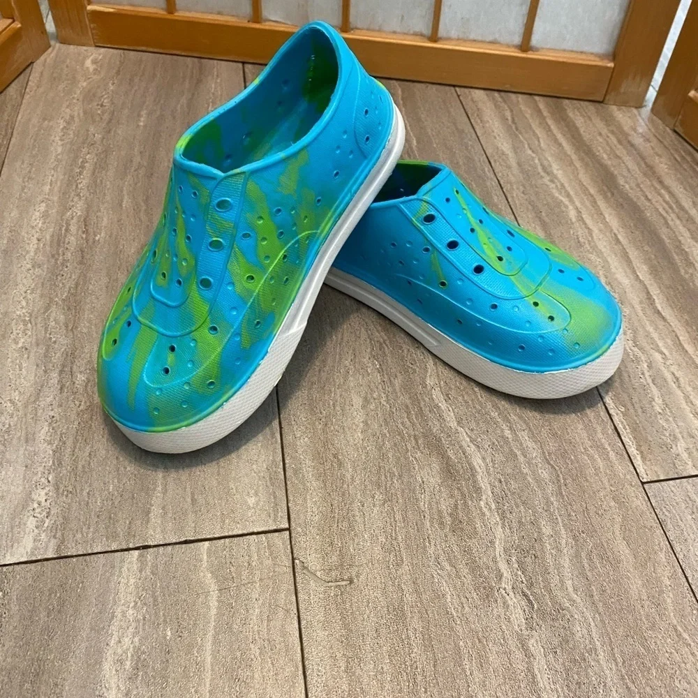 Girls Lily & Dan Blue and Green Slip-On Shoes Water Size 9 / 10